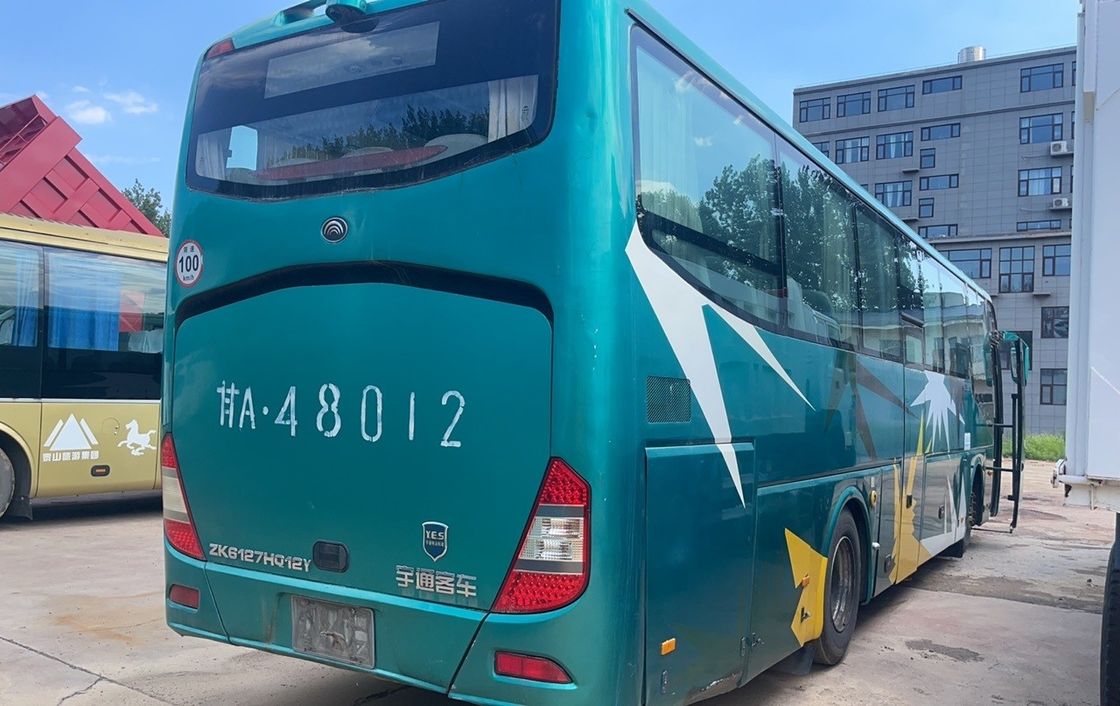 Autobus d'occasion de 45 à 65 places avec capacité de moteur de 4 à 6 litres et type de carburant diesel