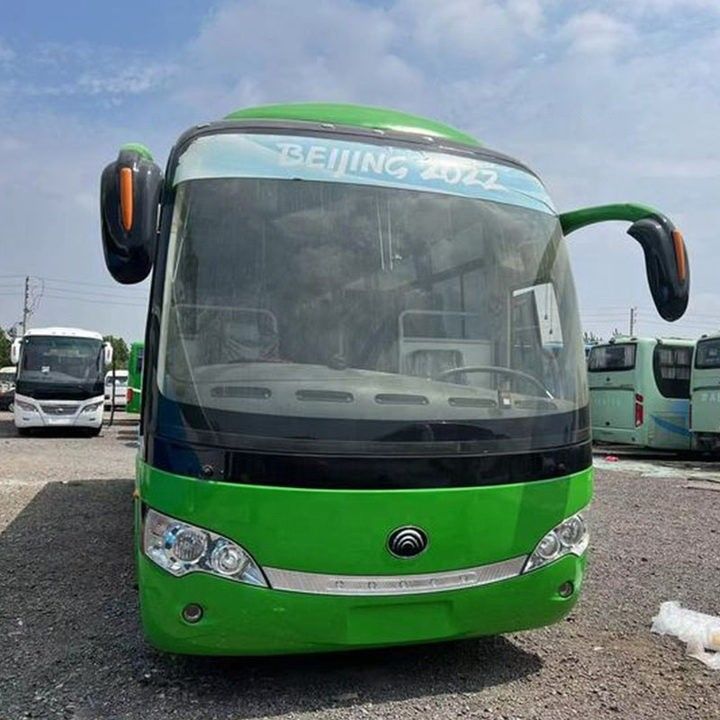 Autobus de luxe diesel rénové de 47 places avec RHD et moteur modèle YC6J245-30