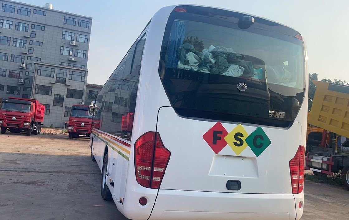 Autobus LHD 54 places en bon état Autobus Youtong