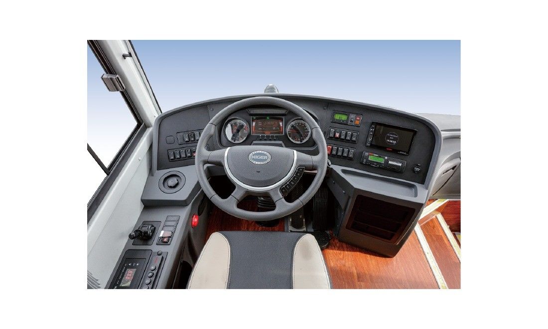 31 à 50 sièges Autobus touristique diesel 9m utilisé pour les visites de sites historiques