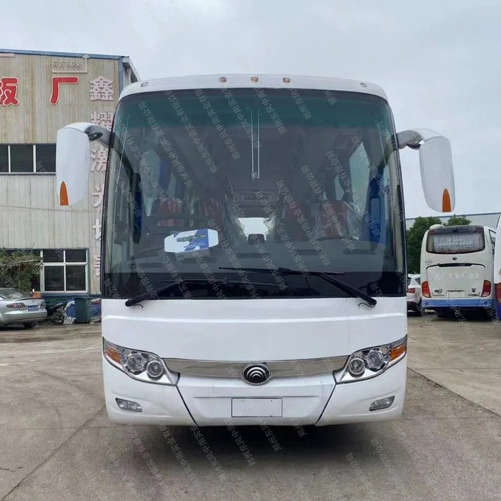 3300mm Base de roue A/C équipé Youtong Bus Idéal pour le transport de passagers diesel de luxe