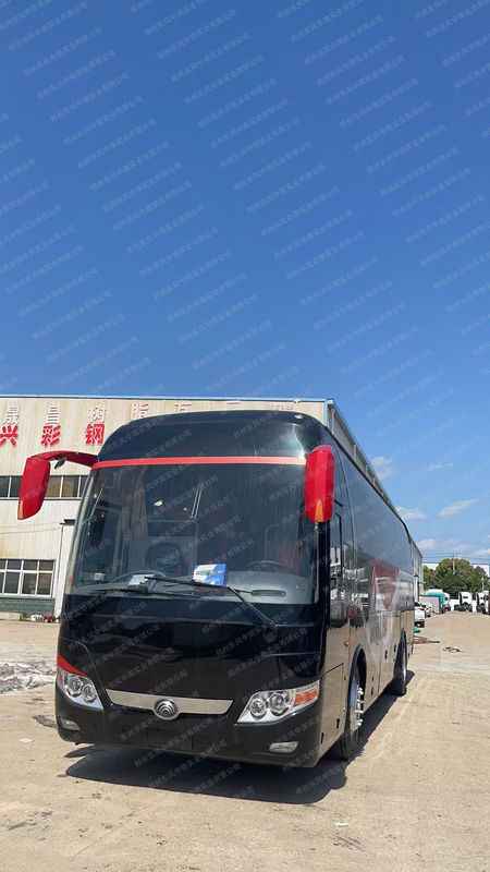 3300mm Base de roue Autobus de tourisme manuel type Bonne condition LHD 47 places