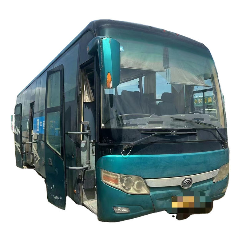 Chauffeur gaucher Autobus de tourisme de luxe en bon état