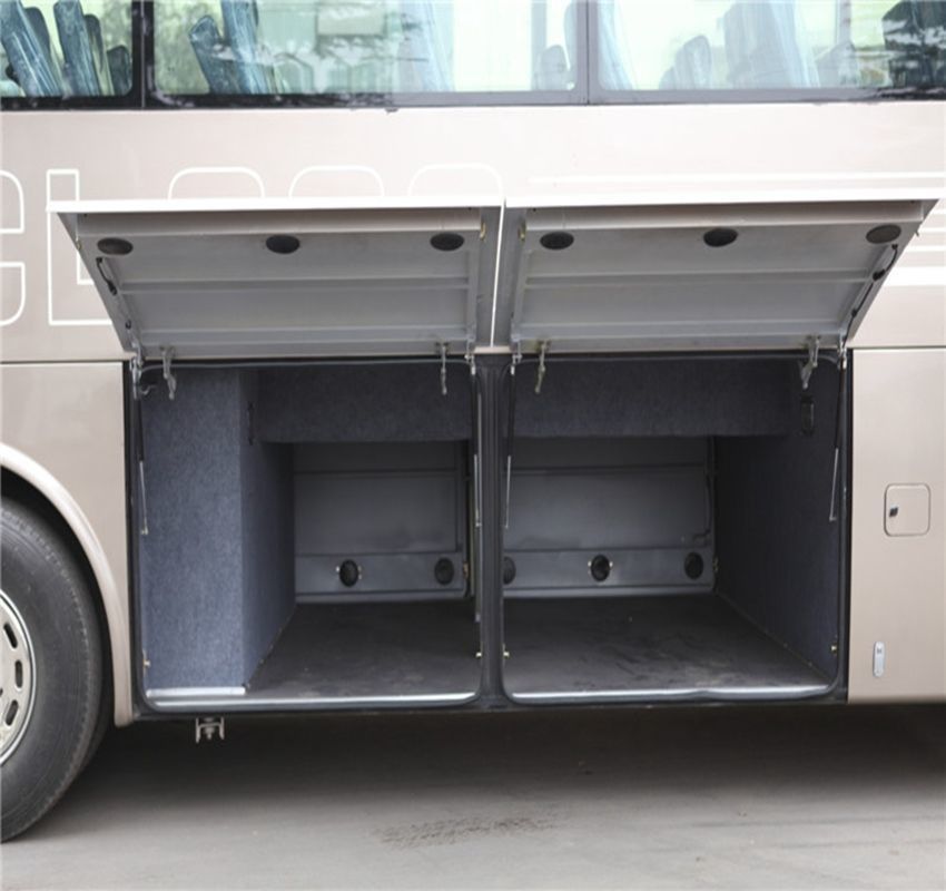 Autobus d'occasion LHD de 45 à 50 places à prix abordable avec boîte de vitesses S6-100 et longueur 10490 mm