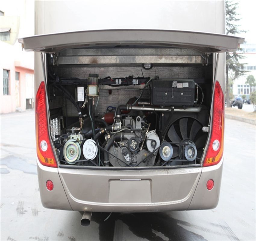 Autobus d'occasion LHD de 45 à 50 places à prix abordable avec boîte de vitesses S6-100 et longueur 10490 mm