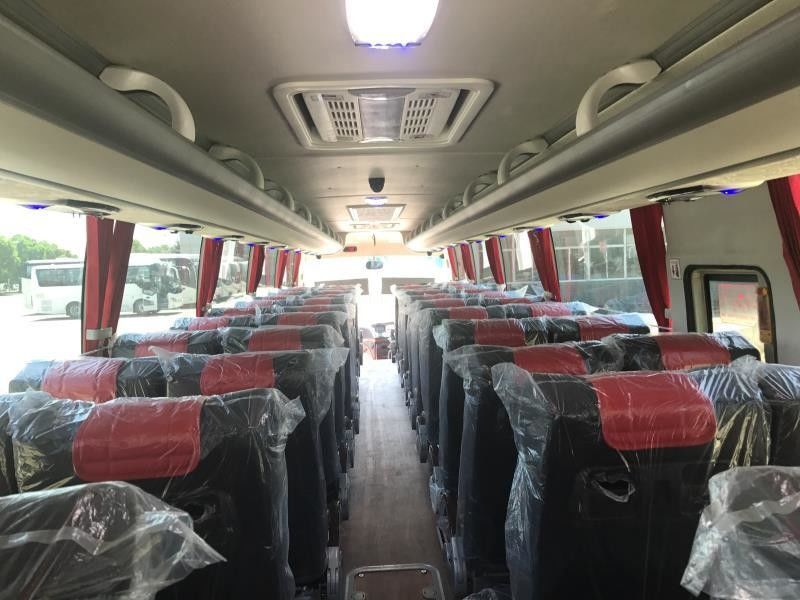 Trouvez votre bus diesel RHD parfait avec 31-50 places et transmission manuelle à Great