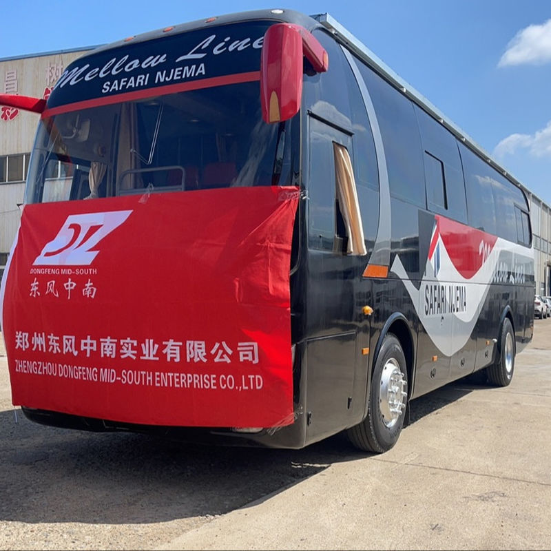 Autobus manuels de 65 passagers avec type de carburant diesel et hauteur totale de 3290 mm