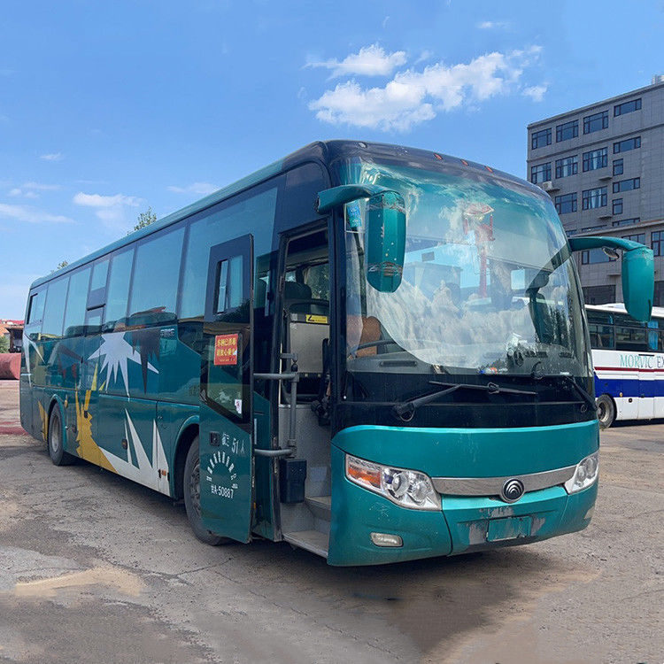 Bus touristique d'occasion de 63 places Bus de luxe rénové équipé de climatiseur
