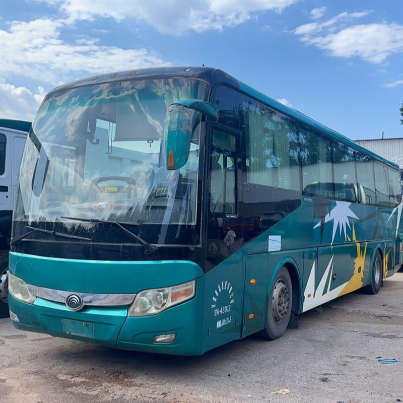 Conçu pour 50 à 65 places Type de conduite LHD Autobus touristique de luxe