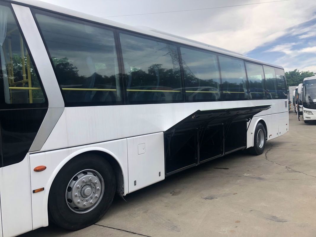 11400 kg Poids au bord du trottoir 12 mètres Autobus de luxe d'occasion avec moteur YC6A260-30