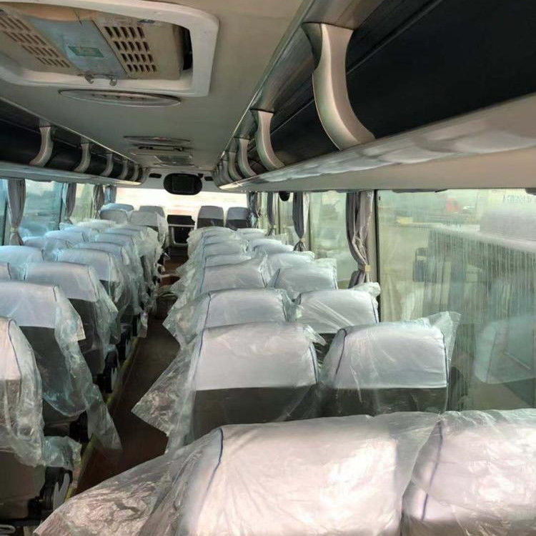 12M 45 sièges de passagers 45-60 sièges Diesel Autobus d'occasion et abordable