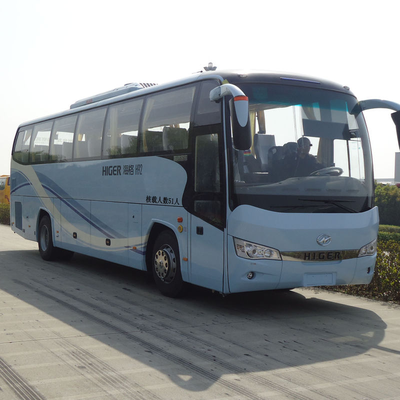 Bus de tourisme de luxe de 55 places de 12 m avec une puissance et une capacité de moteur de 276 kW