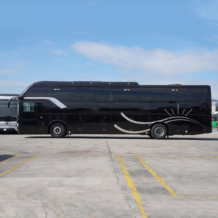 12m Bus de train diesel utilisé avec le modèle de moteur YC6MK380-30 et la boîte de vitesses 6DS180T à un prix abordable