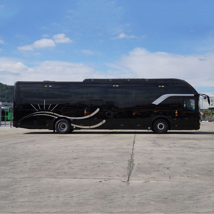 12m Bus de train diesel utilisé avec le modèle de moteur YC6MK380-30 et la boîte de vitesses 6DS180T à un prix abordable