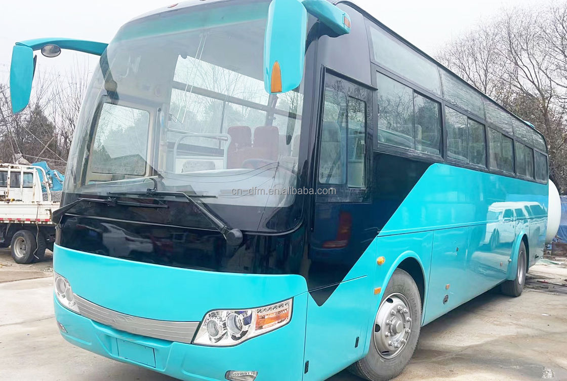 57 sièges Transports publics Autobus d'occasion Diesel Type de carburant 213kw Puissance du moteur