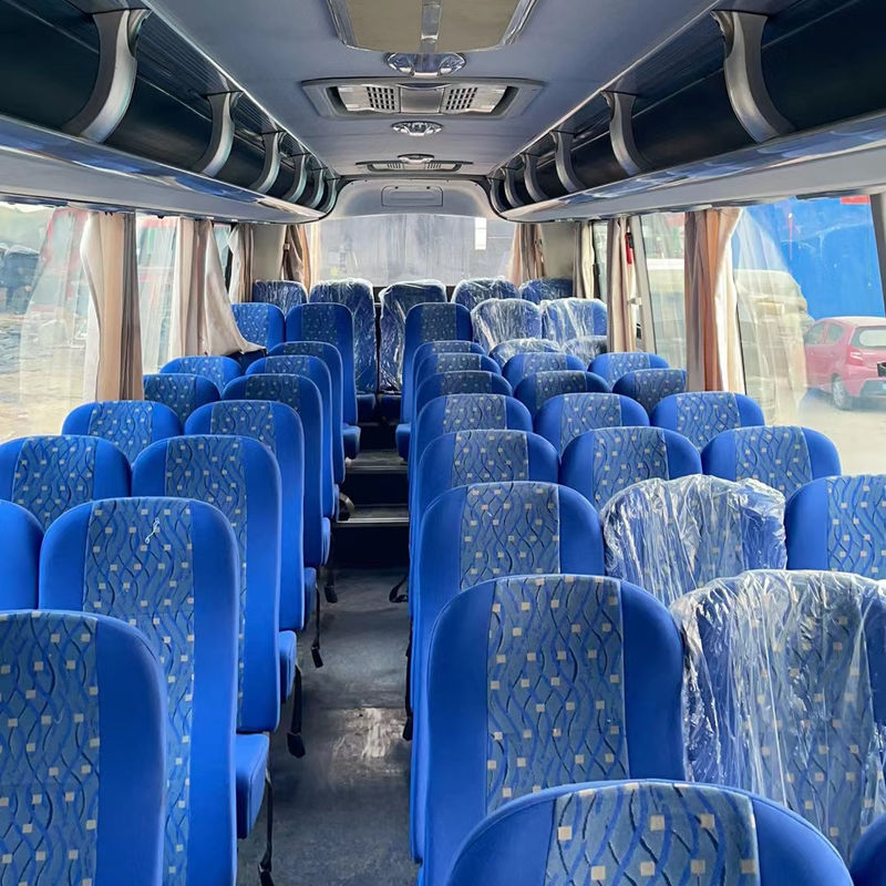 57 sièges Transports publics Autobus d'occasion Diesel Type de carburant 213kw Puissance du moteur