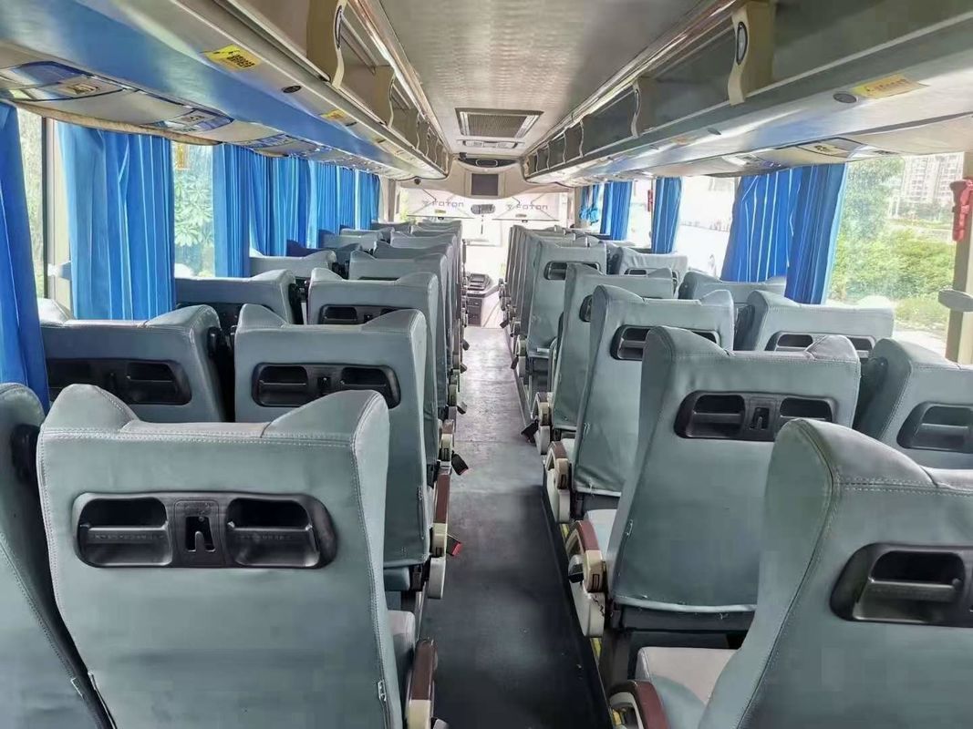 Autobus touristique de 12 m d'occasion avec 50 places et suspension à ressorts à feuilles