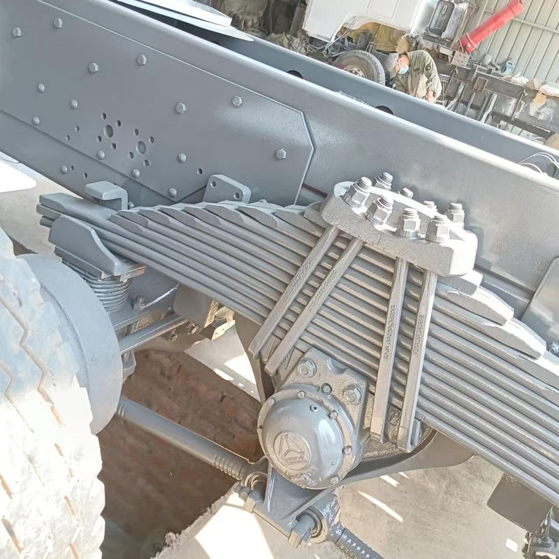 Chauffeur gaucher 70 places Bus de luxe Tour Coach de passagers avec Euro 4 norme d'émission