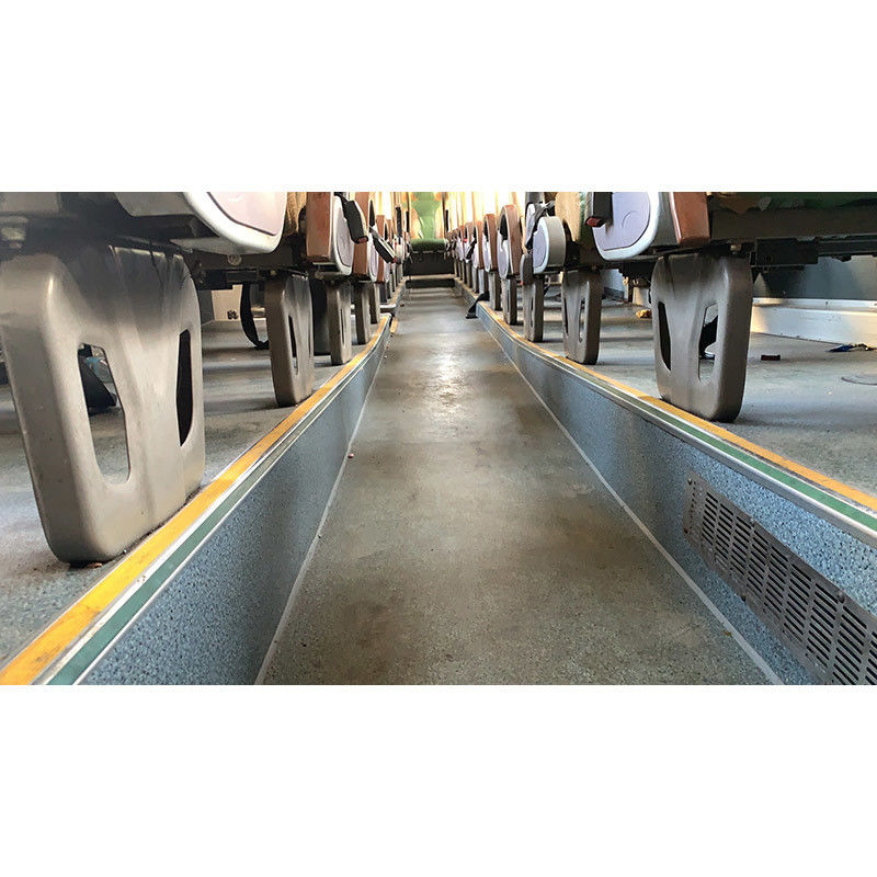 Transports en commun Autobus d'occasion de 67 places avec une capacité de moteur de 8L et une puissance de moteur de 213kw