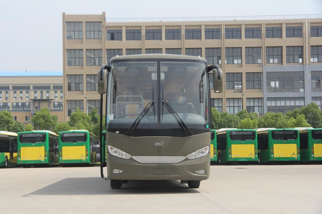 Exigences du client LHD Drive Type 50 sièges Diesel Bus pour le luxe et les autocars