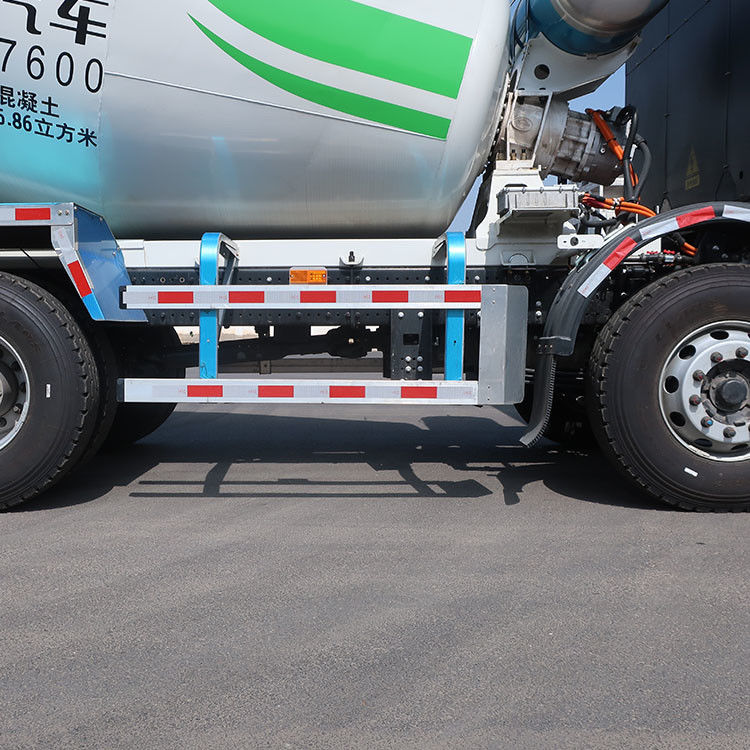 Camion électrique à béton YuTong Chassis Nation IV V 12 18 Cbm pour chantier de construction