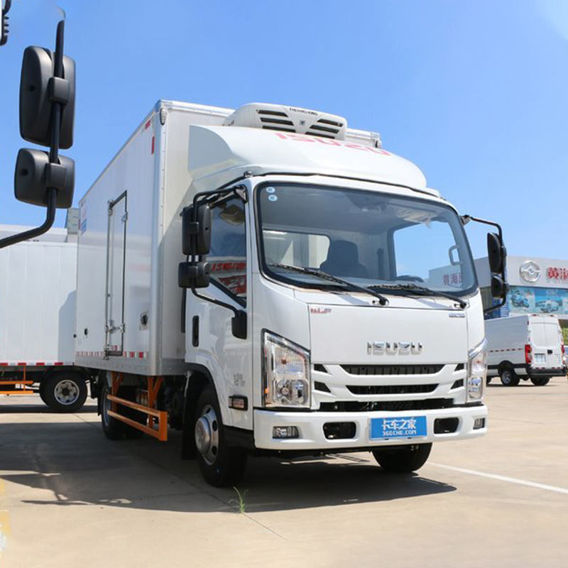 3360 mm d'empattement Isuzu 10 tonnes camion réfrigérateur boîte pour le transport de légumes et de viande