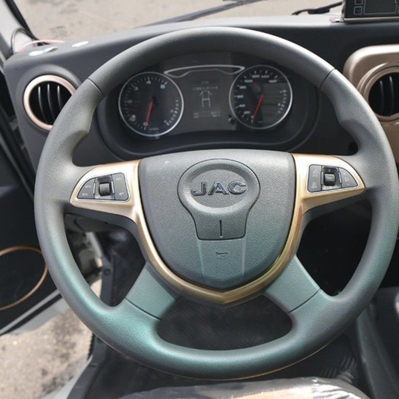 Cummins a utilisé des camions réfrigérés pour le transport de viande congelée et de légumes de poulet