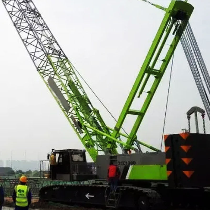 Améliorez votre projet de construction avec une grue de 7 à 15 m et un moteur à gaz