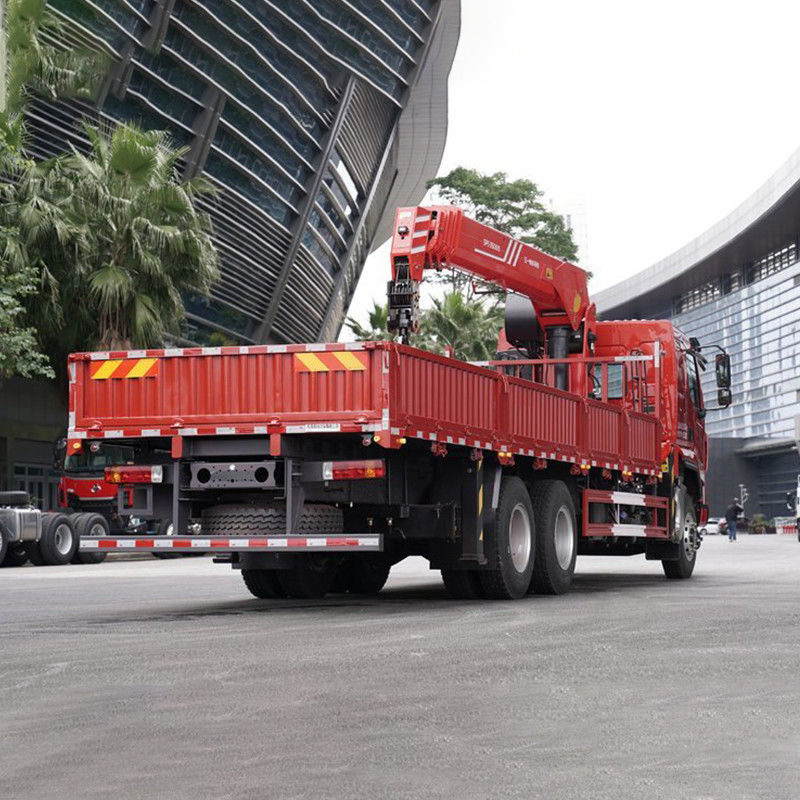 Traction hydraulique Grue montée sur camion à plat 8 tonnes 10 pneus Grue avec plateau