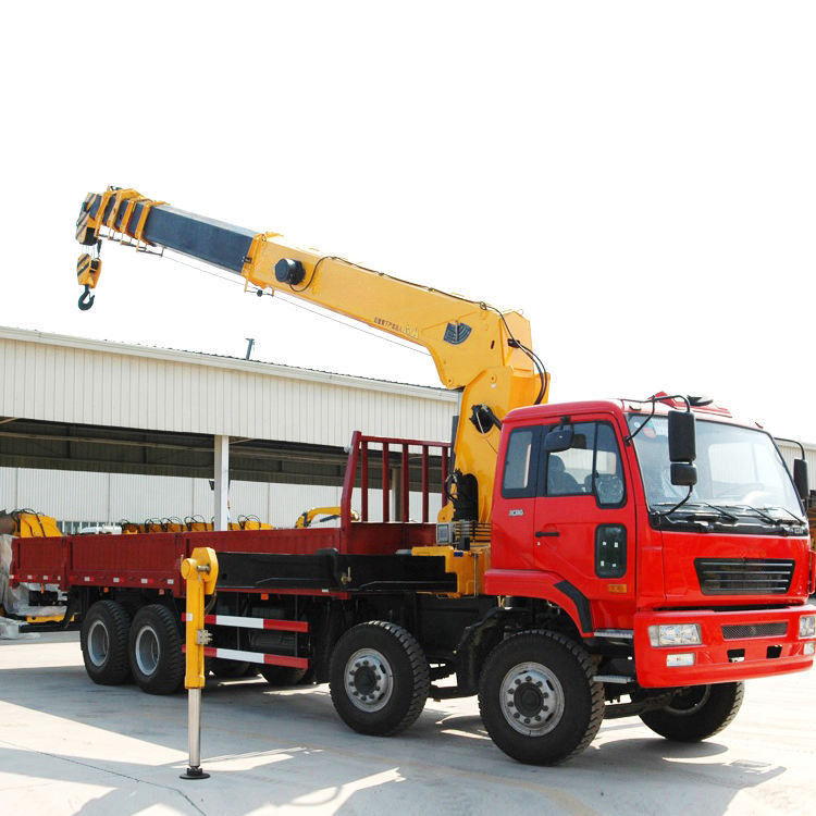 10 tonnes Téléscopic Boom Truck montée grue et avec Outrigger Span de 2280-5580 mm