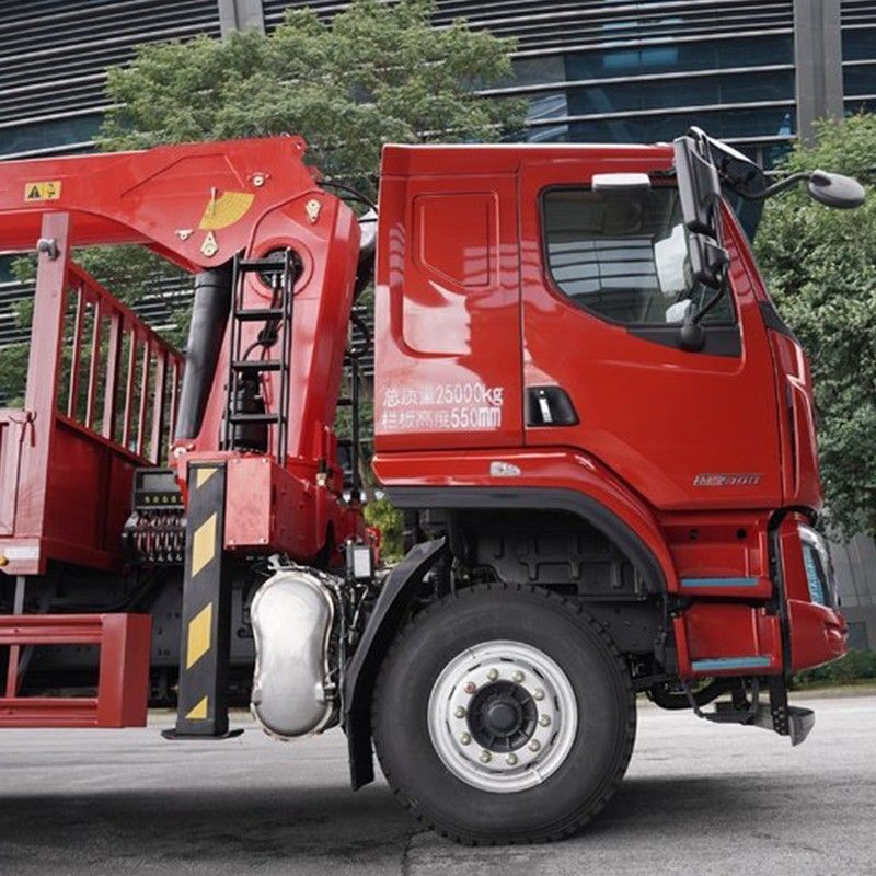 30T.M Manipulateur hydraulique de levage camion mobile monté grue avec 257kw source d'énergie