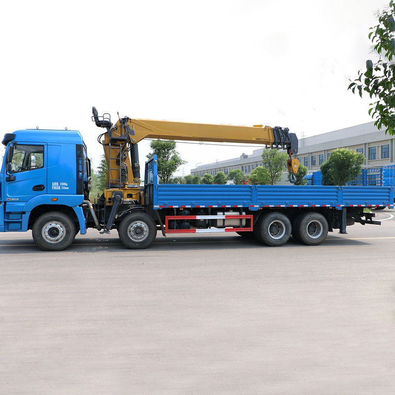 16 tonnes Capacité de levage 350 chevaux 8*4 Grue de camion avec système électronique de contrôle de la stabilité