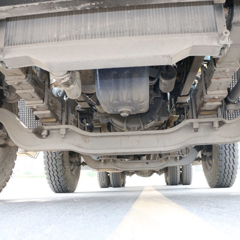 16 tonnes Capacité de levage 350 chevaux 8*4 Grue de camion avec système électronique de contrôle de la stabilité