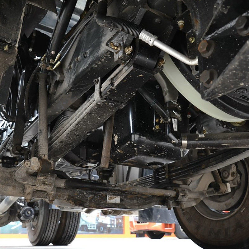 310 chevaux SINOTRUK 4x2 Tracteur à tête de remorque avec support en ligne et écran tactile