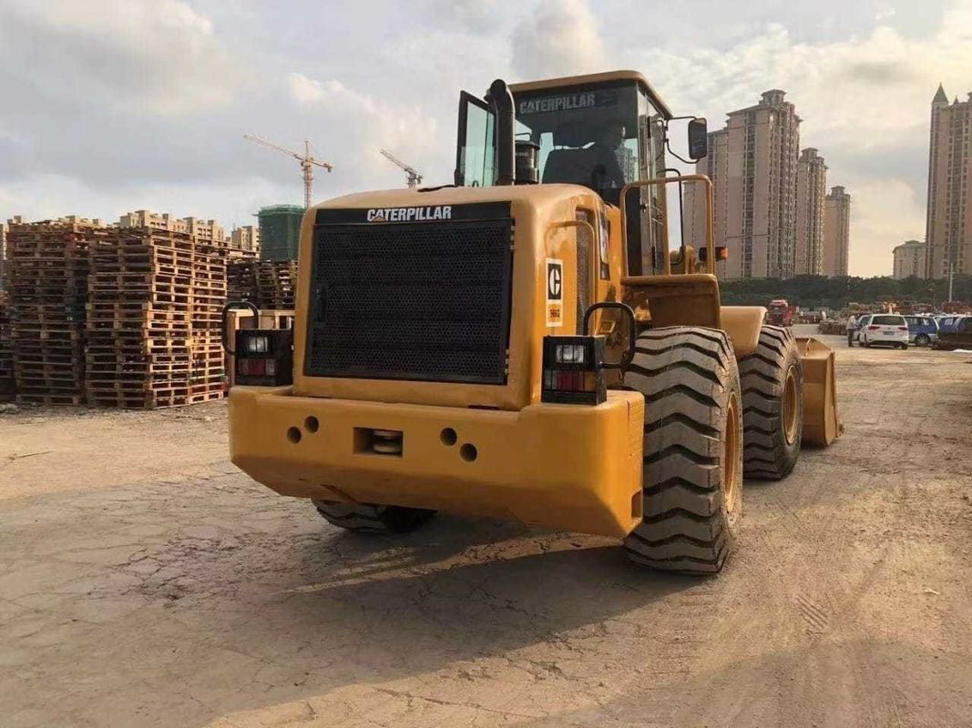 6 tonnes Cat 966G Front End Utilisé Caterpillar roue chargeurs Bon état moteur d'origine