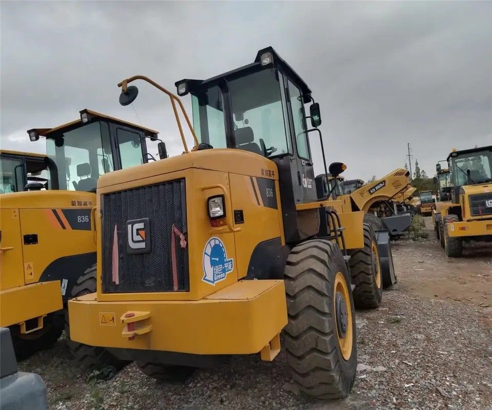 8 000 kg LIUGONG 836 Cat Machines de chargement avant utilisées Chargeurs pour roues moteur Chargeur