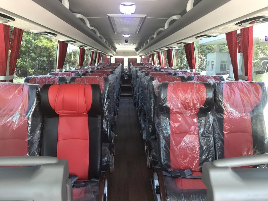 Autobus de tourisme d'occasion moteur avant 47/57 sièges à droite roulement Autobus de transport Euro 3