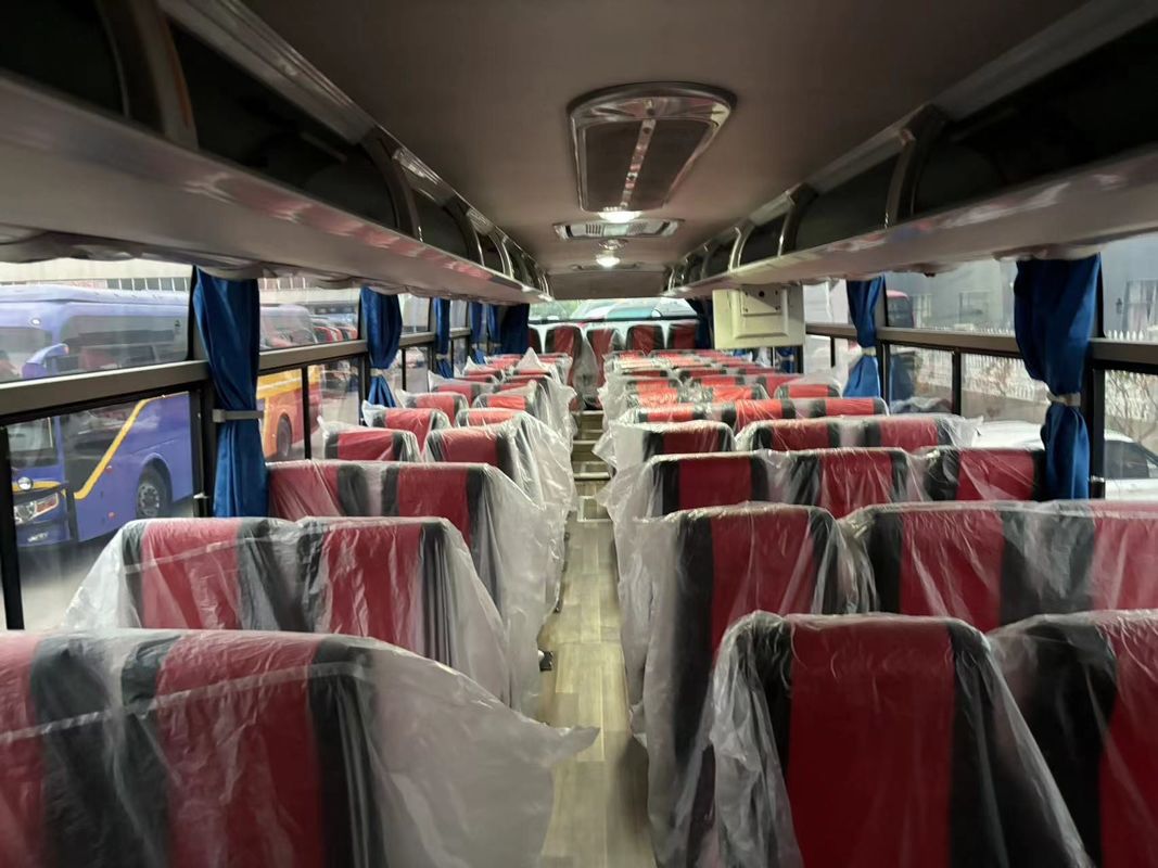 Un bus d'occasion de 12 mètres diesel avec moteur avant et climatiseur en vente