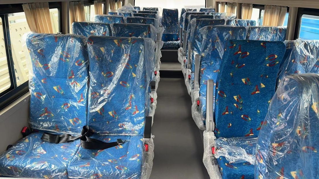 Dongfeng EQ6840PT 6x6 Bus minier 6*6 Transport hors route pour l'exploitation minière lourde
