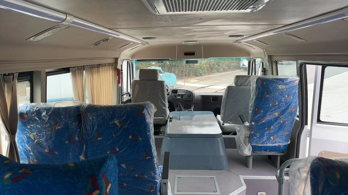 Dongfeng EQ6840PT 6x6 Bus minier 6*6 Transport hors route pour l'exploitation minière lourde