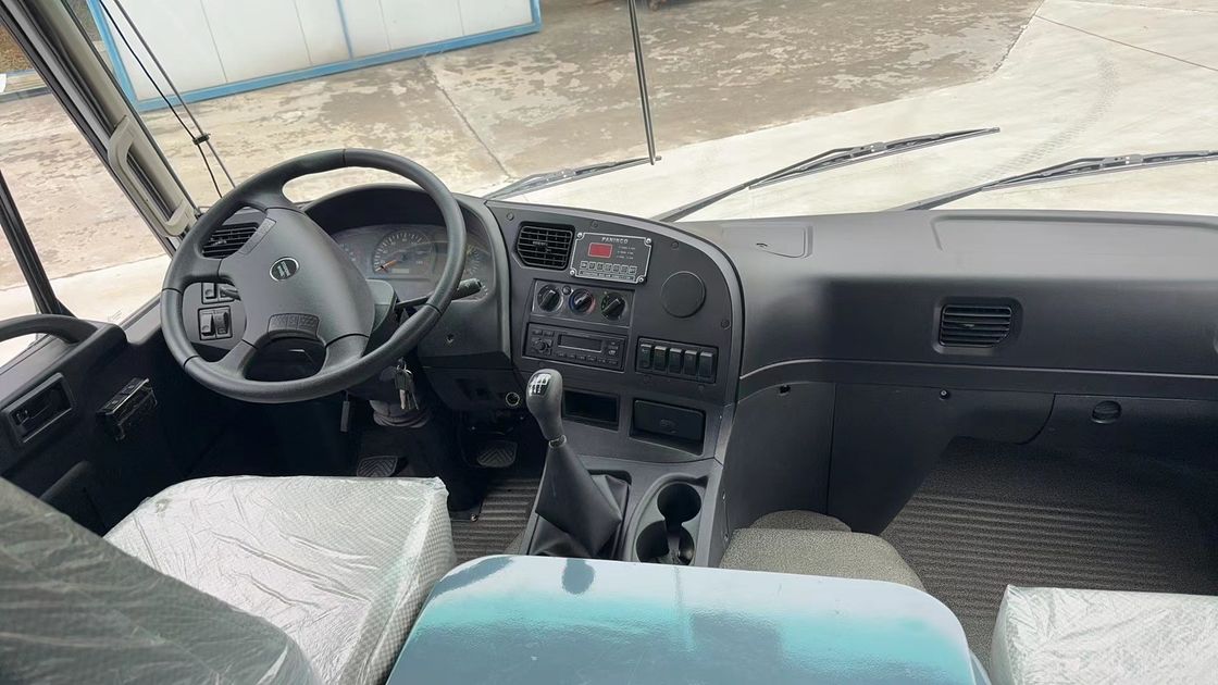 Dongfeng EQ6840PT 6x6 Bus minier 6*6 Transport hors route pour l'exploitation minière lourde