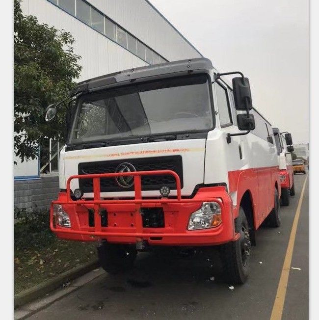 30 sièges 4X4 4WD Autobus de taille moyenne double circuit plein frein à air et A / C Dongfeng EQ6750ZT